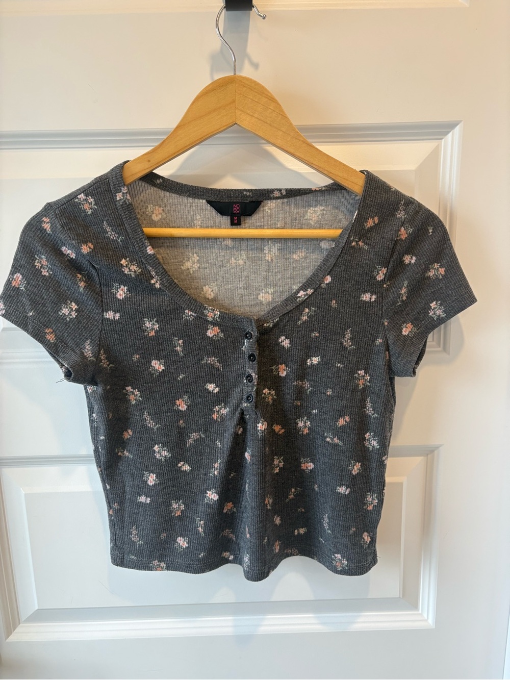 NOBO Gray Floral Ribbed Henley Crop Top